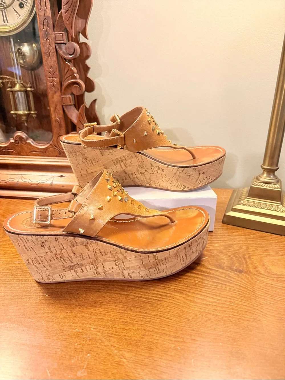 Tory Burch Cognac Leather Platform Cork Wedge Thong Sandals Gold Studs Size 10.5